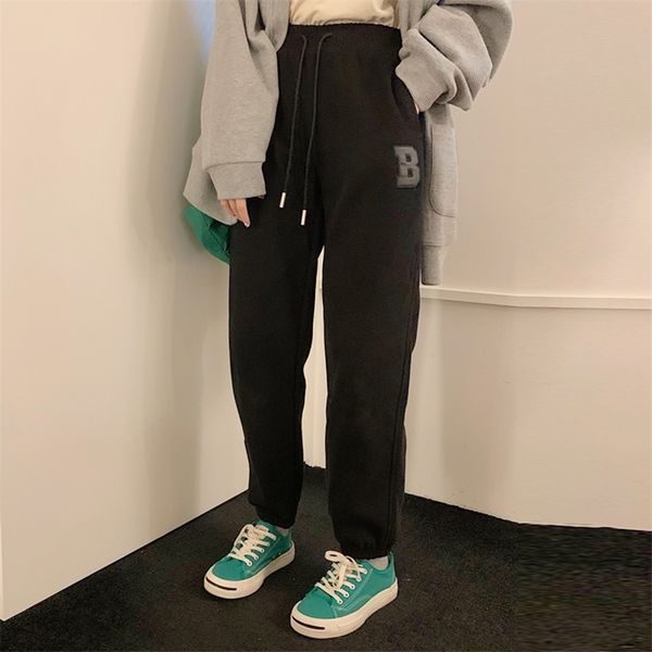 women's pants capris autumn winter harajuku joggers fleece warm pants sweatpants women baggy vintage jogging sports pants 220916, Black;white
women's pants capris autumn winter harajuku joggers fleece warm pants sweatpants women baggy vintage jogging sports pants 220916, Black;white