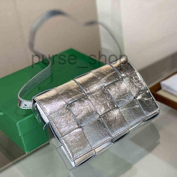 evening bags cassette messenger botteja 2022 new same small square bag buckle oil wax cowhide woven bag xive
evening bags cassette messenger botteja 2022 new same small square bag buckle oil wax cowhide woven bag xive