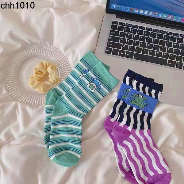 men's socks men's and women's medium tube socks couple spring and autumn ins tidal frog socks student stripe pure cotton, Black
men's socks men's and women's medium tube socks couple spring and autumn ins tidal frog socks student stripe pure cotton, Black
