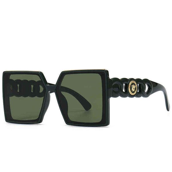 sun glass new fashion sunscreen large frame square women's sunglasses sense popular women, White;black
sun glass new fashion sunscreen large frame square women's sunglasses sense popular women, White;black