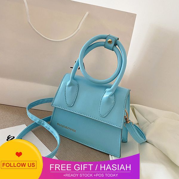 designer bags simple leisure messenger single shoulder female 2022 mini season new fashion portable small square foreign style
designer bags simple leisure messenger single shoulder female 2022 mini season new fashion portable small square foreign style