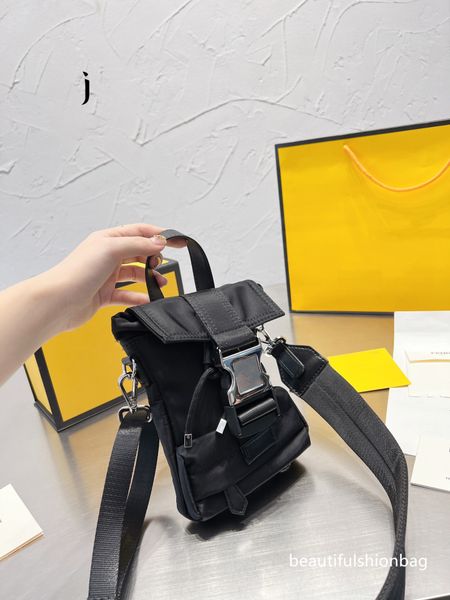 men chest bags sling flower travel crossbody bags breast shoulder pouch leather designers
men chest bags sling flower travel crossbody bags breast shoulder pouch leather designers
