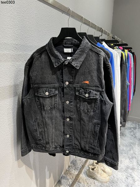 men's jackets autumn and winter high balencaigass tiger exclusive heavy industry loose jacket men's and women's denim jacket, Black;brown
men's jackets autumn and winter high balencaigass tiger exclusive heavy industry loose jacket men's and women's denim jacket, Black;brown