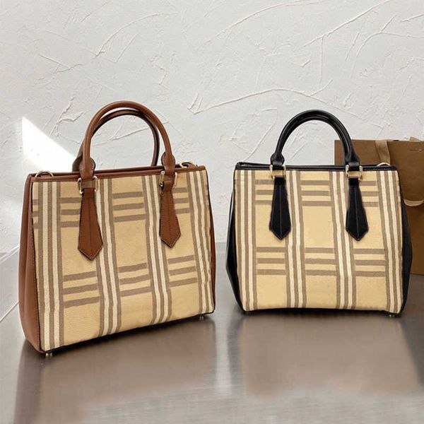 22s designer bag tote plaid bag women handbag leather shoulder bags shopping crossbody bag multi pochette large capacity purse hardware hasp
22s designer bag tote plaid bag women handbag leather shoulder bags shopping crossbody bag multi pochette large capacity purse hardware hasp