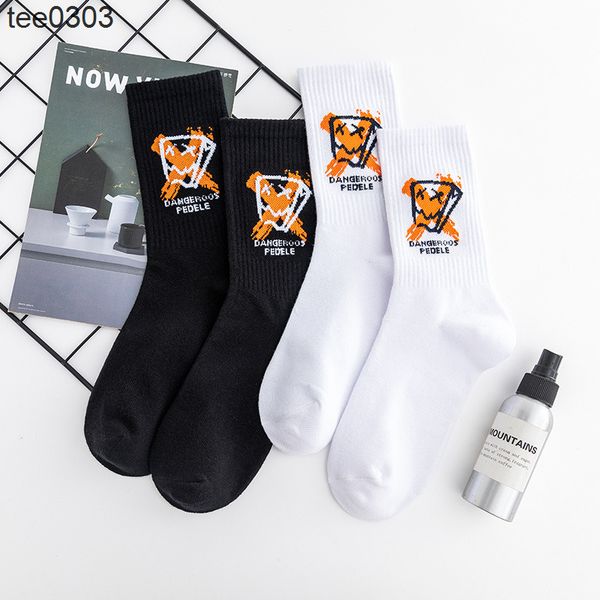 men's socks dangerous tidal dsp gradual change paper bag man fashion tube men's and women's sports cotton socks, Black
men's socks dangerous tidal dsp gradual change paper bag man fashion tube men's and women's sports cotton socks, Black