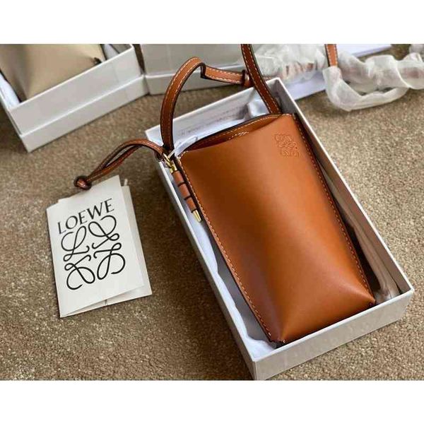 vintage middle ancient leather underarm bag lovewes women's bags early fashion versatile luxury designer evening bags unique pattern ha
vintage middle ancient leather underarm bag lovewes women's bags early fashion versatile luxury designer evening bags unique pattern ha