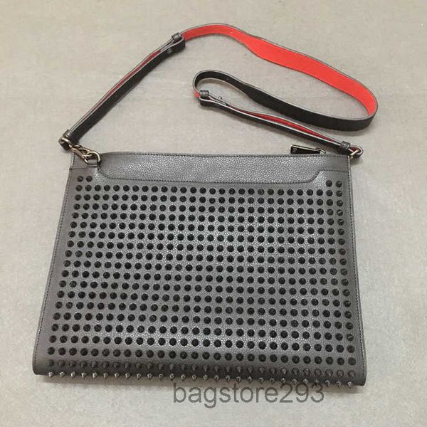 fashion luxurys women men shoulder bag genuine leather rivets wallets spikes bow crossbody bags tote designer handbags redsbottom designers
fashion luxurys women men shoulder bag genuine leather rivets wallets spikes bow crossbody bags tote designer handbags redsbottom designers