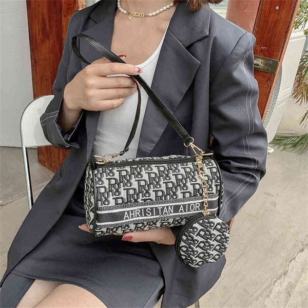 59% off shoulder bags on sell net red small trend korean pillow mobile phone female ins foreign style one messenger
59% off shoulder bags on sell net red small trend korean pillow mobile phone female ins foreign style one messenger