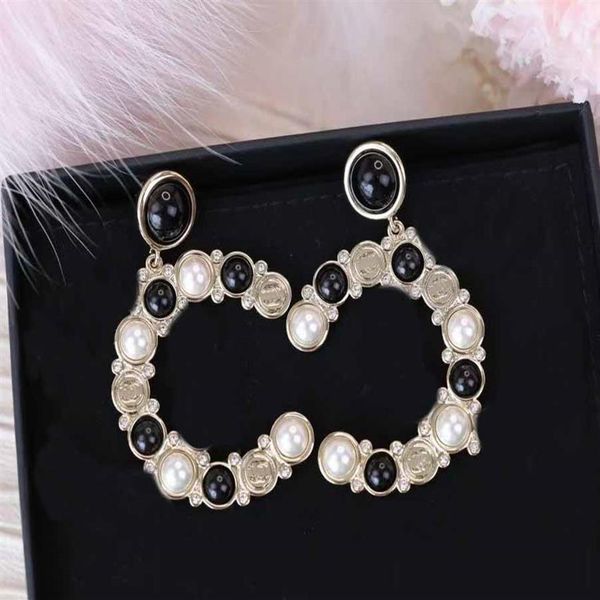 2021 fashion style stud earring with white and black shell for women wedding jewelry gift have box stamp ps3190a268t, Golden
2021 fashion style stud earring with white and black shell for women wedding jewelry gift have box stamp ps3190a268t, Golden