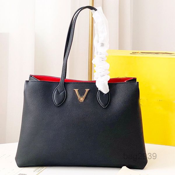 evening bags classic women lockme handbag tote bag grain calf leather large capacity pocket shoulder bags gold metal parts han
evening bags classic women lockme handbag tote bag grain calf leather large capacity pocket shoulder bags gold metal parts han