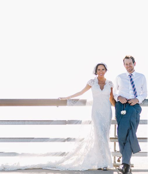 2023 mermaid wedding dresses short cap sleeves lace applique scalloped v neck open back custom made wedding bridal gown, White
2023 mermaid wedding dresses short cap sleeves lace applique scalloped v neck open back custom made wedding bridal gown, White