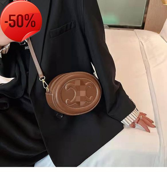 designer clutch bag purses ladies handbags evening clutches 2022 new lisa triumphal arch small round shoulder msenger
designer clutch bag purses ladies handbags evening clutches 2022 new lisa triumphal arch small round shoulder msenger