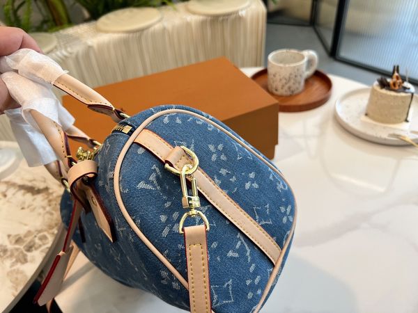 designers luxury bags for womens louiseity 1 viutonity handbags lvs crossbody shoulder the tote bag multicolour capacity versatile 7a wallet
designers luxury bags for womens louiseity 1 viutonity handbags lvs crossbody shoulder the tote bag multicolour capacity versatile 7a wallet