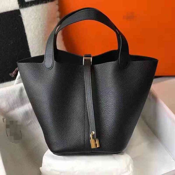 bag designer fashion ladies herme quality h vegetable basket handmade version first layer leather handbag leisure fashion shopping
bag designer fashion ladies herme quality h vegetable basket handmade version first layer leather handbag leisure fashion shopping
