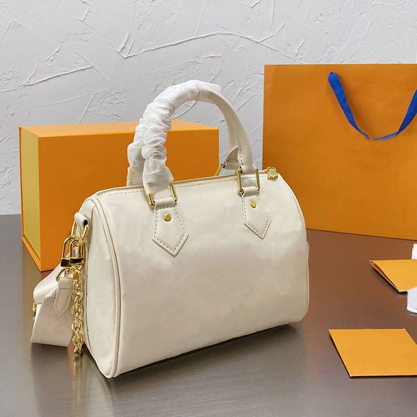 designer luxury women the tote bag fashion versatile handbags shoulder crossbody bags purse tories totes large capacity saddle wallets 7a 5l
designer luxury women the tote bag fashion versatile handbags shoulder crossbody bags purse tories totes large capacity saddle wallets 7a 5l