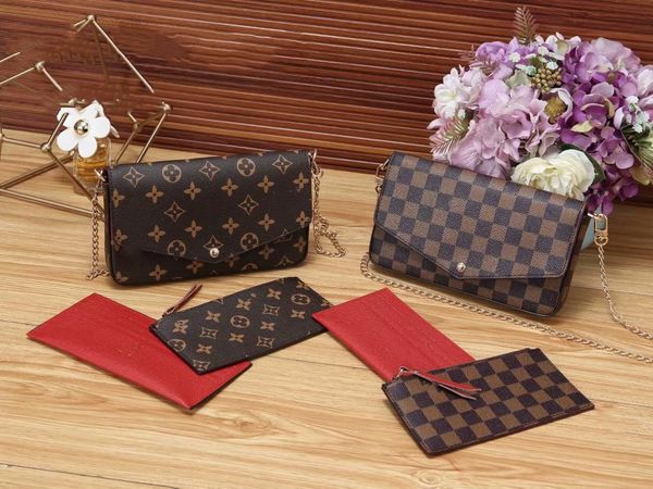retro female designer bags 2022 one-shoulder messenger handbag large-capacity with box
retro female designer bags 2022 one-shoulder messenger handbag large-capacity with box
