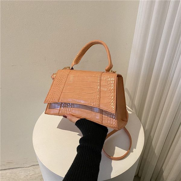 designer luxury womens bag balencigas handbag b-shaped paris single shoulder messenger fashion square gift shoulder oblique span versatile h
designer luxury womens bag balencigas handbag b-shaped paris single shoulder messenger fashion square gift shoulder oblique span versatile h