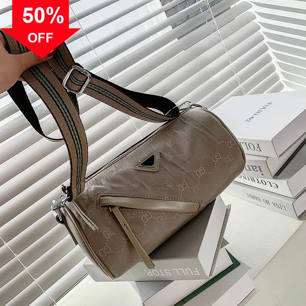 designer clutch bag purses ladies handbags evening clutches style small women's 2022 new large capacity fashion single shoulder msenger
designer clutch bag purses ladies handbags evening clutches style small women's 2022 new large capacity fashion single shoulder msenger