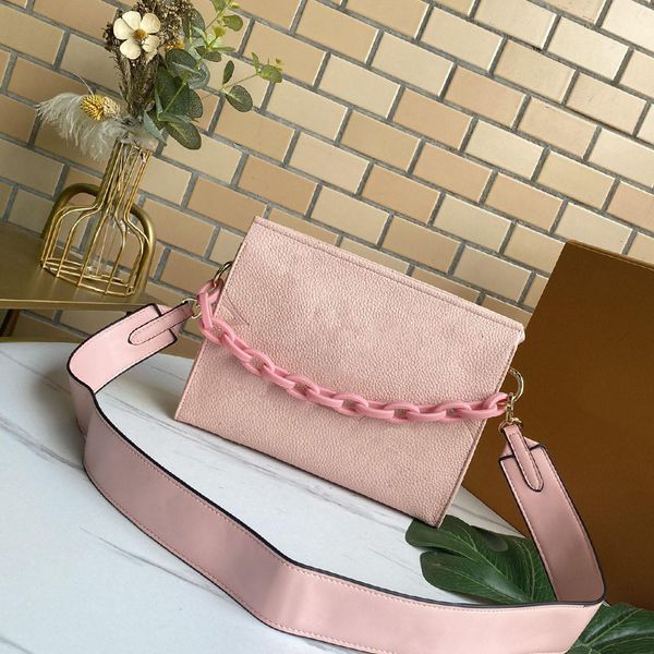 pink women classic embossing clutch bag cosmetic bag with chain tote wash bags large capacity designer handbags wallet purse
pink women classic embossing clutch bag cosmetic bag with chain tote wash bags large capacity designer handbags wallet purse
