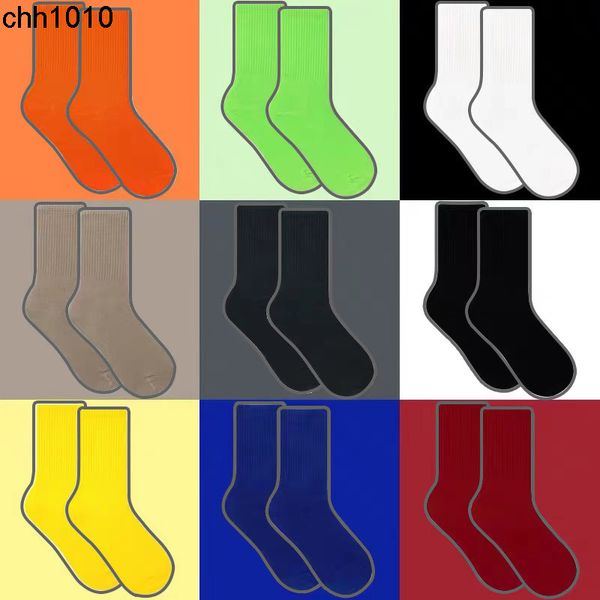 men's socks ins trendy candy color macaron black and white gray solid color men and women's pure cotton sports tube
men's socks ins trendy candy color macaron black and white gray solid color men and women's pure cotton sports tube