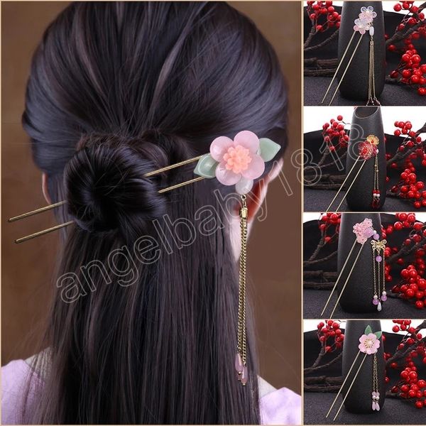 korean u shape hair clips elegant metal forks vintage styling hairpins tassel step shake ancient dress for women hair style tool, Slivery;white
korean u shape hair clips elegant metal forks vintage styling hairpins tassel step shake ancient dress for women hair style tool, Slivery;white