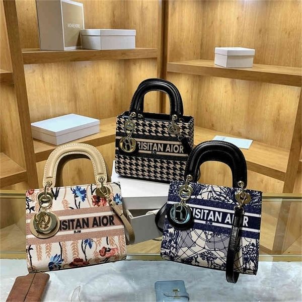 90% off evening bags online sales trendy handbags explosive models spring love graffiti personalized hand female trendy
90% off evening bags online sales trendy handbags explosive models spring love graffiti personalized hand female trendy