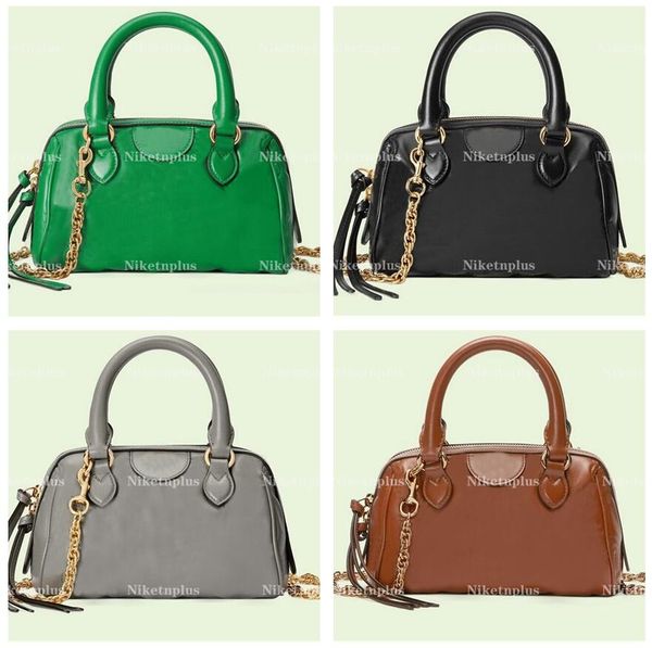 double g matelasse leather handle bag letter embossed pillow bag chains underarm bag gold-toned hardware detachable metal chain shoulder str
double g matelasse leather handle bag letter embossed pillow bag chains underarm bag gold-toned hardware detachable metal chain shoulder str