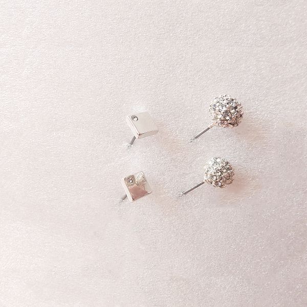 hoop & huggie 5-piece set small stud earrings female korean style high-quality simple temperamentstud earrings, Golden;silver
hoop & huggie 5-piece set small stud earrings female korean style high-quality simple temperamentstud earrings, Golden;silver