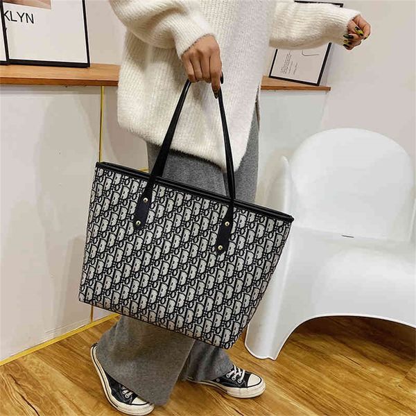 59% off shoulder bags on sell luxury old flower hand single korean version net red women's simple large capacitymg8t
59% off shoulder bags on sell luxury old flower hand single korean version net red women's simple large capacitymg8t