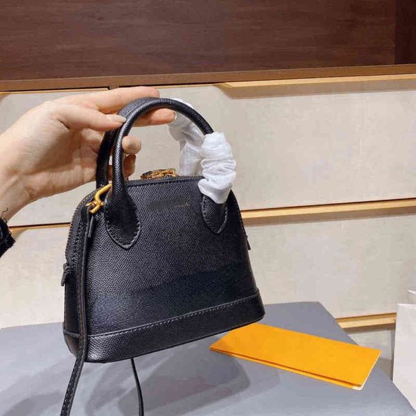 b bag b bags designer luxury le woman shoulder cagole bag single rivet hourglass handbags crossbody messenger purse 1x24 ryf1
b bag b bags designer luxury le woman shoulder cagole bag single rivet hourglass handbags crossbody messenger purse 1x24 ryf1