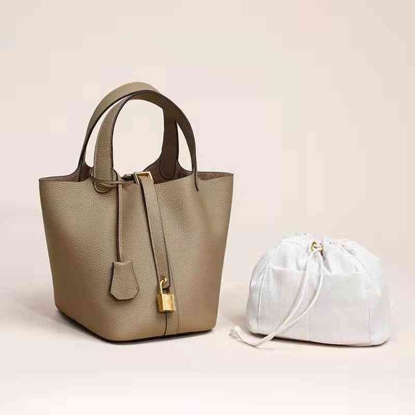 handbag designer ladies herme leather bag women's new 2022 korean mother cabe basket handheld bu et bridal wedding graffiti
handbag designer ladies herme leather bag women's new 2022 korean mother cabe basket handheld bu et bridal wedding graffiti