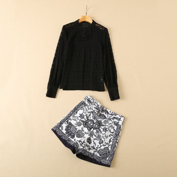 two piece dress new european and american women's wear for winter 2022 long sleeve lace stretch shirt printed shorts fashion suits, White
two piece dress new european and american women's wear for winter 2022 long sleeve lace stretch shirt printed shorts fashion suits, White
