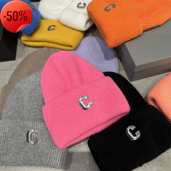 designer brand new men's women's hats knitted autumn winter letter wool warm keeping big tide, Blue;gray
designer brand new men's women's hats knitted autumn winter letter wool warm keeping big tide, Blue;gray
