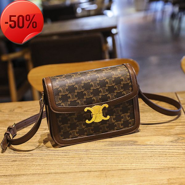 designer clutch bag purses ladies handbags evening clutches luxury small old flower 2022 new women's single shoulder msenger fashion
designer clutch bag purses ladies handbags evening clutches luxury small old flower 2022 new women's single shoulder msenger fashion