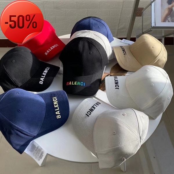 designer brand new men's women's hats baseball cap spring summer casual fashionable versatile tongue red, Blue;gray
designer brand new men's women's hats baseball cap spring summer casual fashionable versatile tongue red, Blue;gray