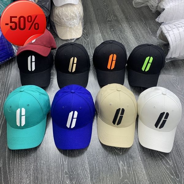 designer brand new men's women's hats baseball cap autumn winter trend sports embroidery 6 red outdoor hard top, Blue;gray
designer brand new men's women's hats baseball cap autumn winter trend sports embroidery 6 red outdoor hard top, Blue;gray