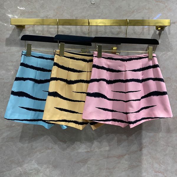 men's shorts designer tri color tiger print shorts for women in summer 2022 new design stripe small crowd net red same casual wide leg, White;black
men's shorts designer tri color tiger print shorts for women in summer 2022 new design stripe small crowd net red same casual wide leg, White;black