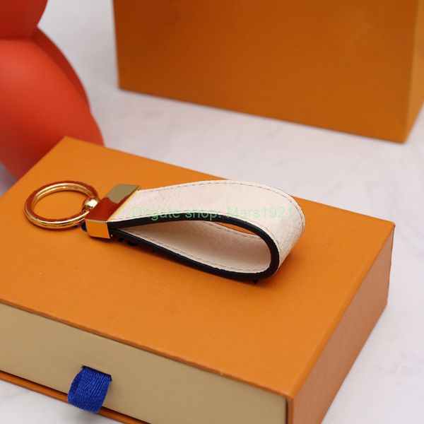designer keychains car key chain bags decoration cowhide gift design for man woman 14 option quality, Silver
designer keychains car key chain bags decoration cowhide gift design for man woman 14 option quality, Silver
