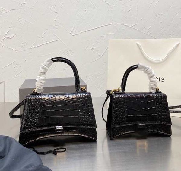 designer fashion women lady handbags straps shoulder mini style bag crossbody tote purse leather crocodile skin graffiti
designer fashion women lady handbags straps shoulder mini style bag crossbody tote purse leather crocodile skin graffiti