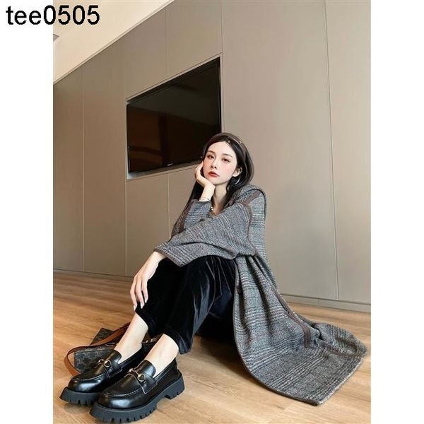 women's wool blends 22 early spring new popular design stripe wool cloak coat loose long coat women's fashion simple, Black
women's wool blends 22 early spring new popular design stripe wool cloak coat loose long coat women's fashion simple, Black