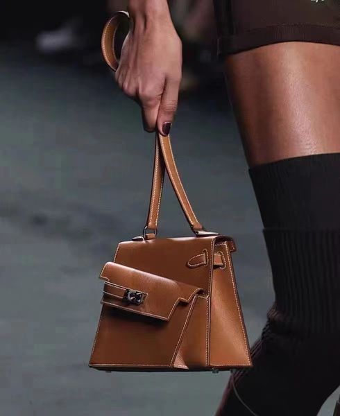latest double side design shoulder bag women fully handmade luxury real leather bag 2331
latest double side design shoulder bag women fully handmade luxury real leather bag 2331
