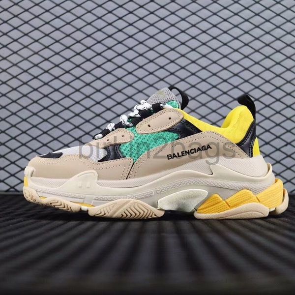 designer shoes skateboard sneakers running sport outside paris couple recommended men's and women's fashionable new family style 2
designer shoes skateboard sneakers running sport outside paris couple recommended men's and women's fashionable new family style 2