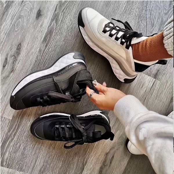 2022 new sneakers shoes designer luxury casual party velvet thick bottom mixed mesh fiber women with box, Black
2022 new sneakers shoes designer luxury casual party velvet thick bottom mixed mesh fiber women with box, Black