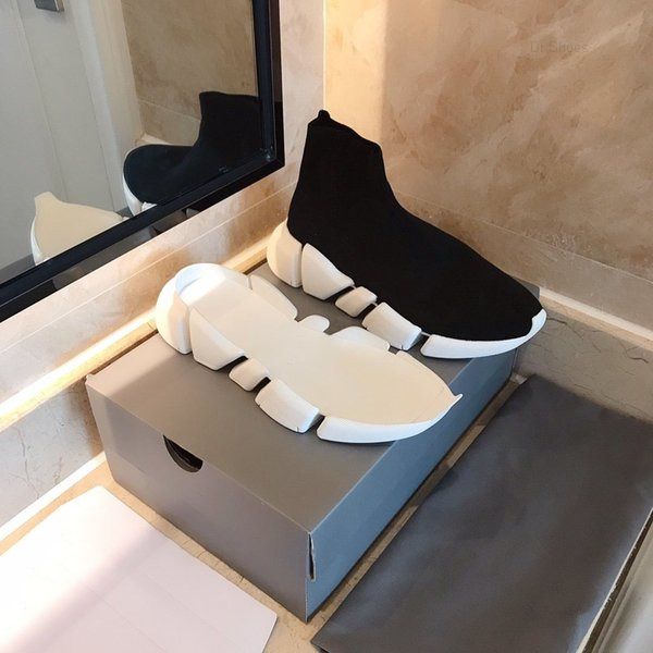 men sneakers speed2.0 trainers sock shoes breathable women high stretch comfortable sports leisure desingner with box man woman size, Black
men sneakers speed2.0 trainers sock shoes breathable women high stretch comfortable sports leisure desingner with box man woman size, Black