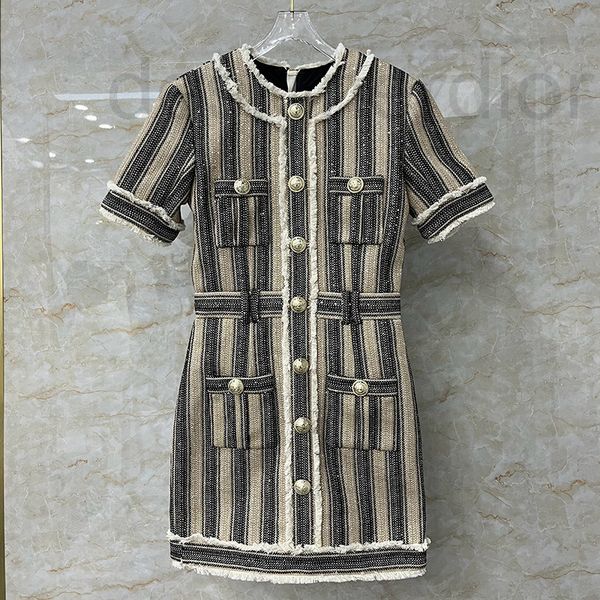 casual dresses designer vertical stripe plucked patchwork tweed short sleeved dress with fringed hair fringes private clothes ladies' t, Black;gray
casual dresses designer vertical stripe plucked patchwork tweed short sleeved dress with fringed hair fringes private clothes ladies' t, Black;gray
