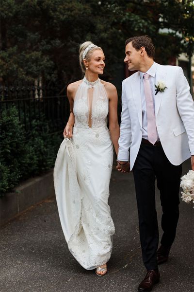 keyhole neck mermaid wedding dresses lace appliques backless bridal gowns sweep train garden country vestido de novia, White
keyhole neck mermaid wedding dresses lace appliques backless bridal gowns sweep train garden country vestido de novia, White