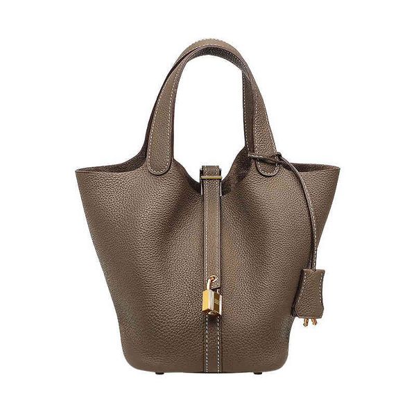fashion women's herme bags leather 2022 new korean small dishes basket head layer cowhide large capacity one shoulder soft
fashion women's herme bags leather 2022 new korean small dishes basket head layer cowhide large capacity one shoulder soft