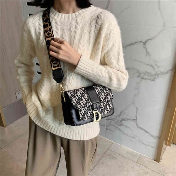 59% off shoulder bags on sell wanghong women's simple texture wide strap messenger versatile single small square
59% off shoulder bags on sell wanghong women's simple texture wide strap messenger versatile single small square