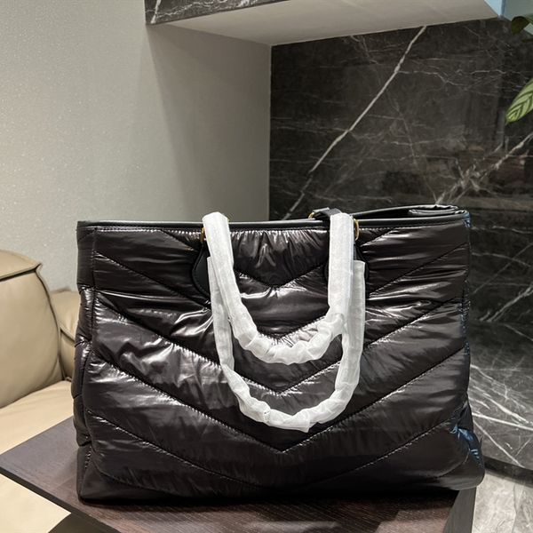fashion women totes handbags large capacity shoulder bags oversize letter feather shopping bag autumn winter tote
fashion women totes handbags large capacity shoulder bags oversize letter feather shopping bag autumn winter tote