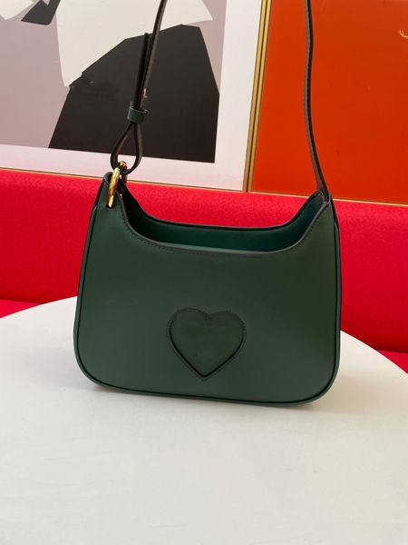 women's low-key fashion bag genuine leather simple design shoulder handbag cell phone bag fine workmanship suitable for all occasions
women's low-key fashion bag genuine leather simple design shoulder handbag cell phone bag fine workmanship suitable for all occasions